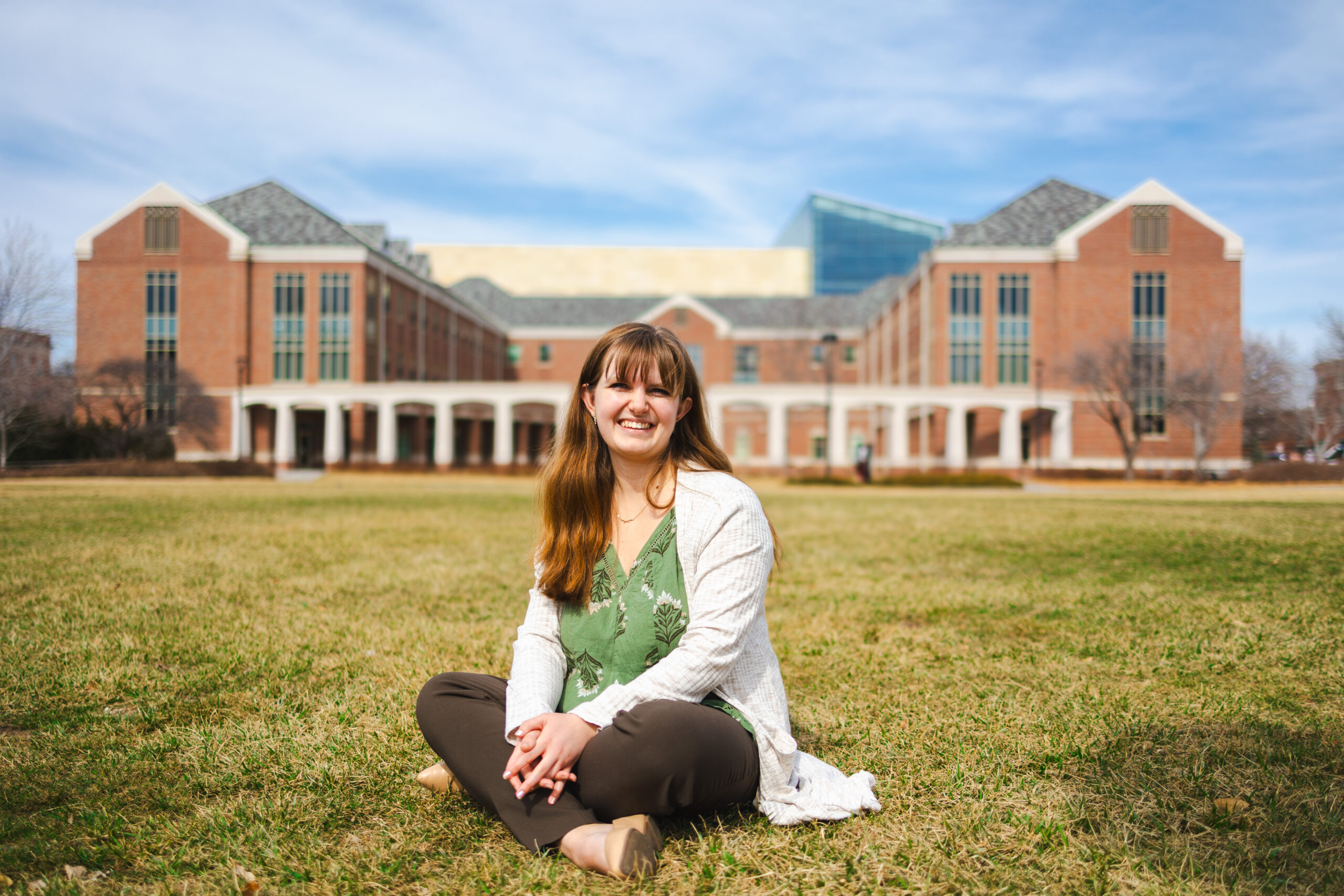 Doctor Finds Welcoming Community, Rewarding Career in Lincoln background image